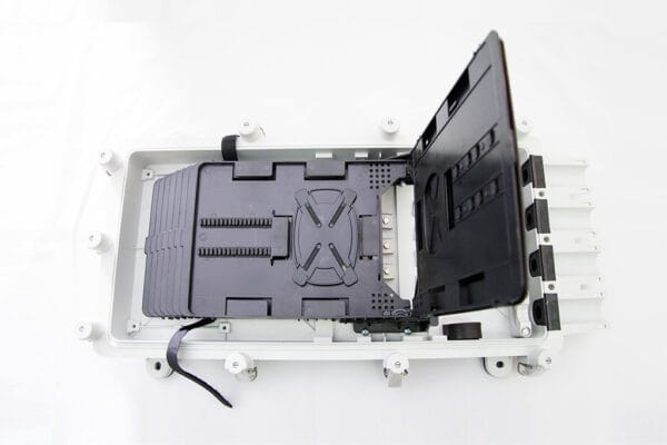 Caja de Empalme Universal Tipo Mondragon para 128 Fusiones