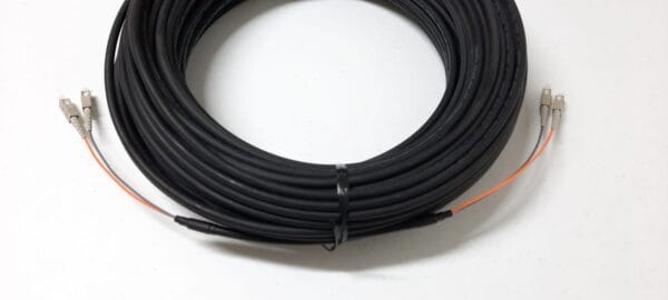 Patch Cord FO Multimodo OM2 2mm Duplex Exterior 50/125um SC/UPC-SC/UPC 120M